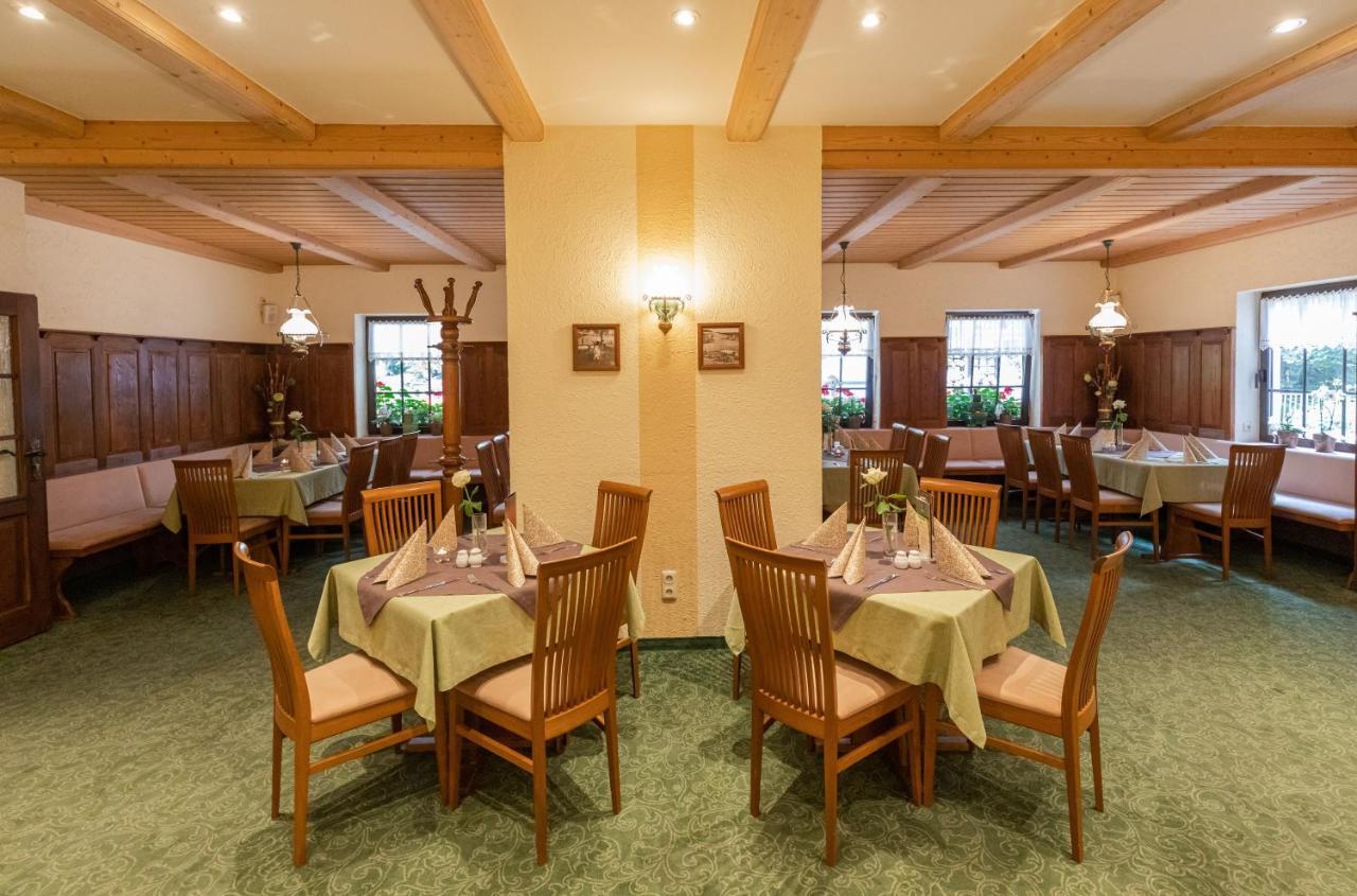 Waldgasthof & Hotel Am Sauwald 태넨버그 외부 사진
